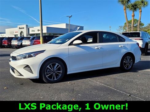 Used 2023 Kia Forte LXS image 3