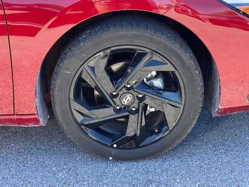 Certified 2026 Hyundai Elantra Sport FWD image 36