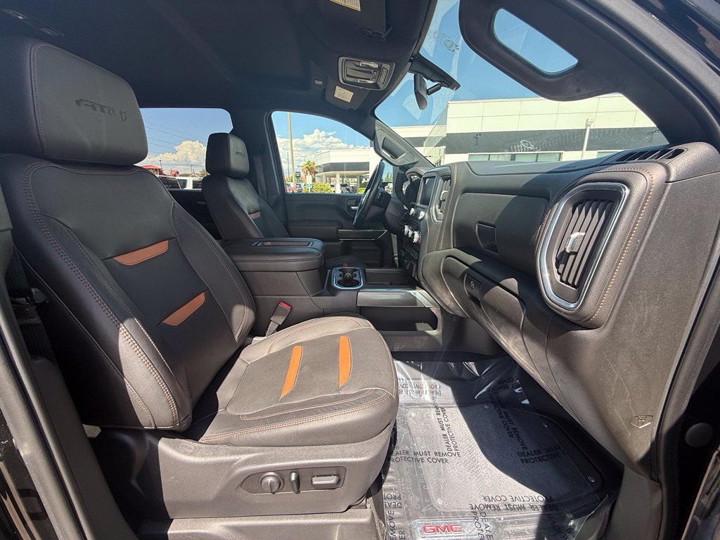 Used 2022 GMC Sierra 2500 AT4 w/ Gooseneck/5TH Wheel Package AWD/4WD image 17