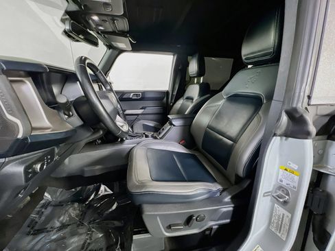 Used 2021 Ford Bronco First Edition AWD/4WD image 21