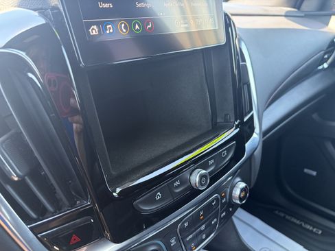 Used 2023 Chevrolet Traverse RS AWD/4WD image 20