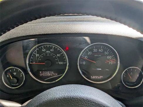 Certified 2018 Jeep Wrangler Unlimited Rubicon AWD/4WD image 17