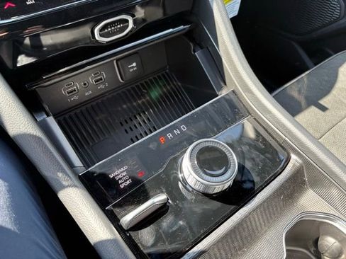 New 2026 Jeep Grand Cherokee Altitude AWD/4WD image 18