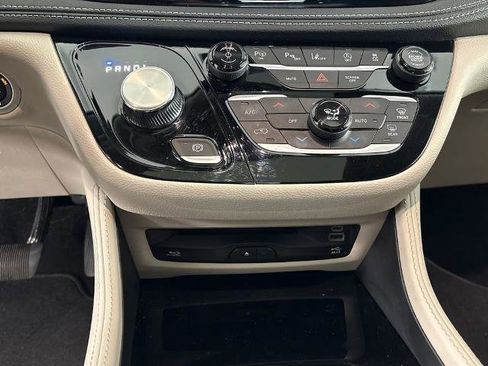 Used 2023 Chrysler Pacifica Limited w/ Uconnect Theater Family Group AWD/4WD image 57