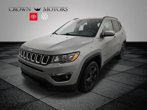 Used 2021 Jeep Compass Latitude w/ Convenience Group AWD/4WD image 3