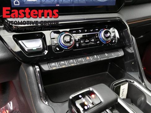 Used 2024 GMC Sierra 1500 AT4 w/ Technology Package AWD/4WD image 21