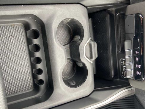 Used 2022 RAM 1500 Big Horn AWD/4WD image 18