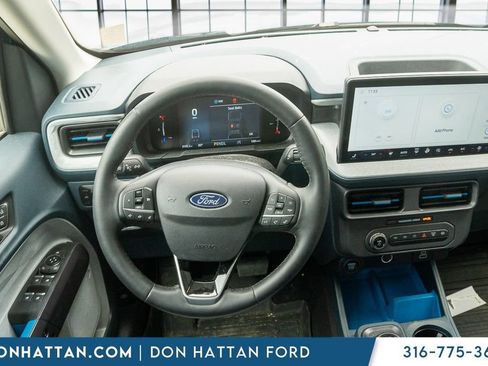 Certified 2025 Ford Maverick XLT w/ XLT Luxury Package AWD/4WD image 7