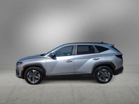 Used 2025 Hyundai Tucson SEL FWD image 5
