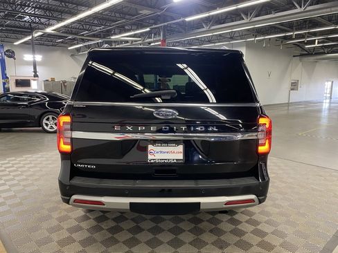 Used 2022 Ford Expedition Limited image 7