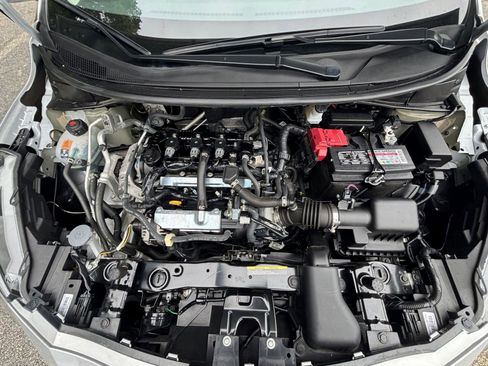Used 2025 Nissan Versa SV FWD image 32