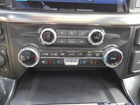 Used 2023 Ford F150 Lariat w/ Equipment Group 502A High image 19