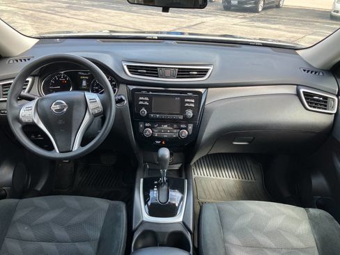Used 2016 Nissan Rogue SV AWD/4WD image 17