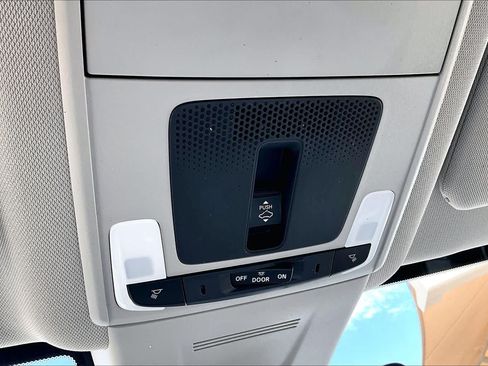 Used 2024 Honda CR-V EX-L image 35