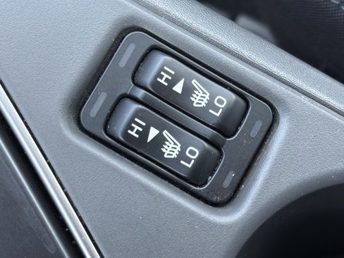 Certified 2024 Subaru Crosstrek 2.0i Premium image 30