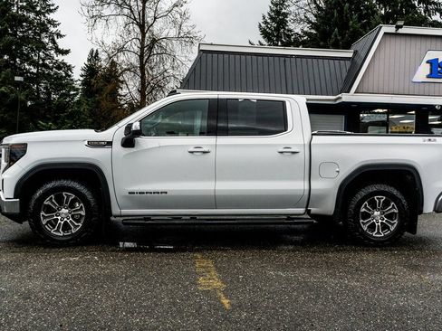Used 2023 GMC Sierra 1500 SLE image 23