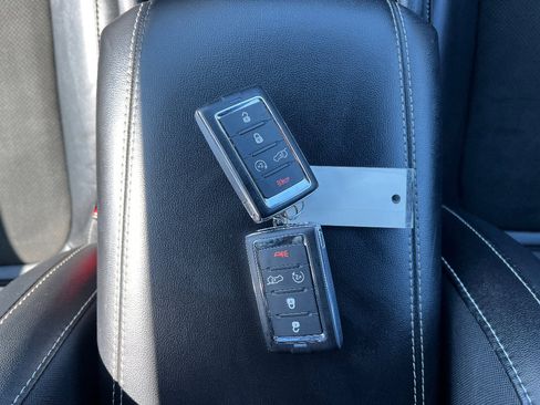 Used 2023 Jeep Grand Cherokee Altitude image 20