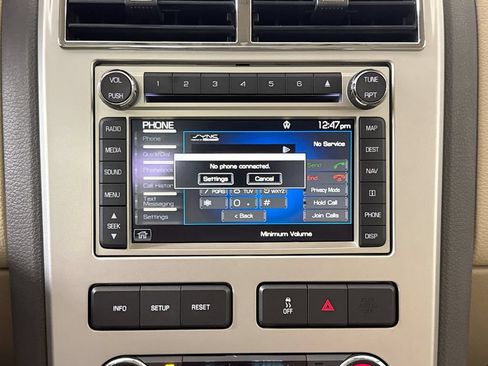 Used 2009 Lincoln MKX AWD image 18