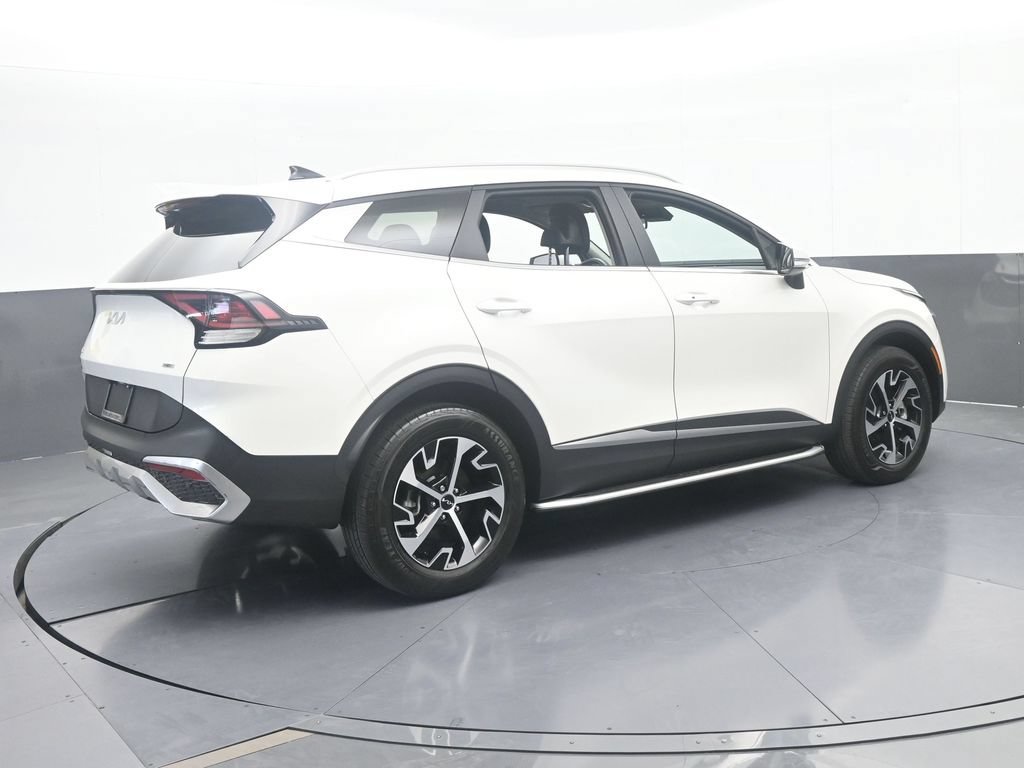 Used 2023 Kia Sportage EX AWD/4WD image 6