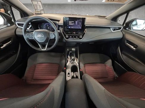 Used 2026 Toyota Corolla SE FWD image 25