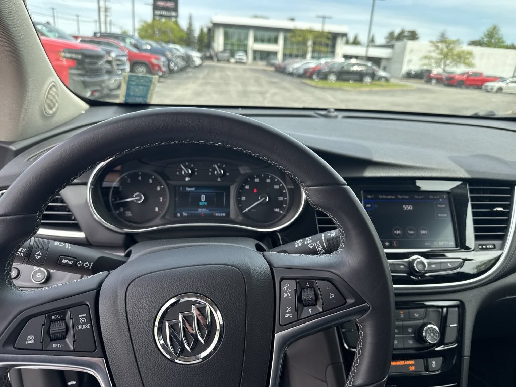 Certified 2022 Buick Encore Preferred AWD/4WD image 19