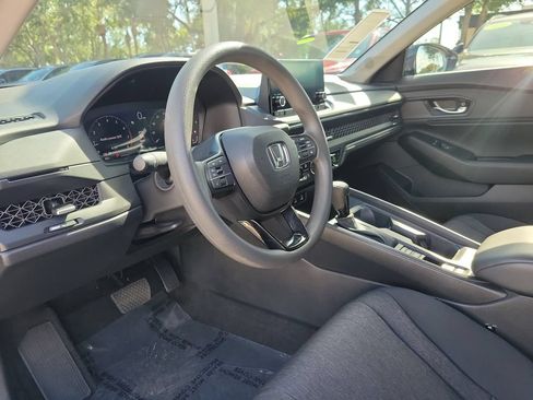 Used 2023 Honda Accord EX image 20
