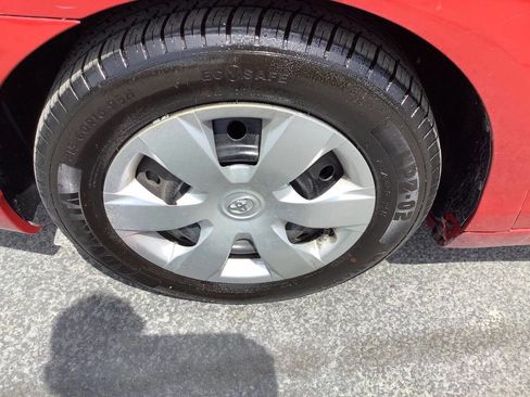 Used 2010 Toyota Camry LE FWD image 23