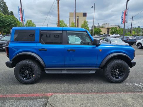 New 2026 Ford Bronco Badlands AWD/4WD image 7