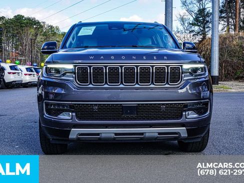 Used 2024 Jeep Wagoneer L Series II image 9