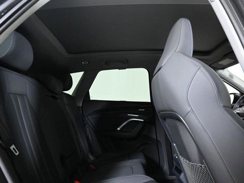 Used 2025 Audi Q5 2.0T Premium Plus image 17