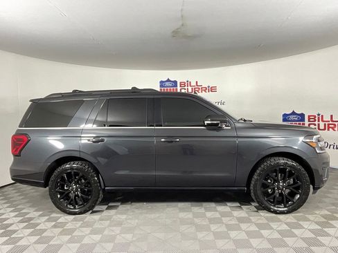 Used 2024 Ford Expedition Limited RWD image 2