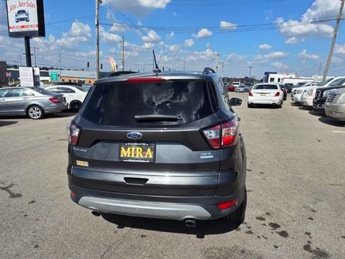 Used 2018 Ford Escape SEL image 6