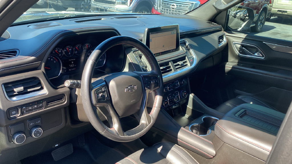 Used 2021 Chevrolet Tahoe RST w/ Luxury Package RWD image 15