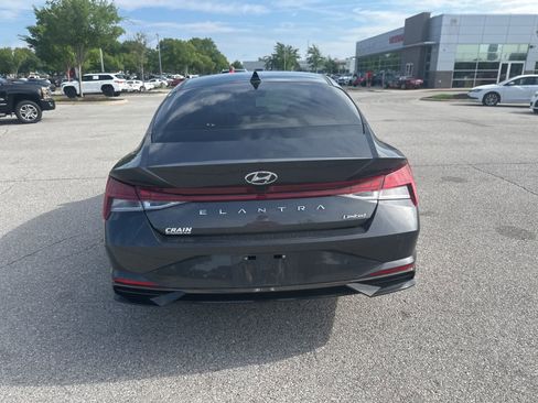 Used 2021 Hyundai Elantra Limited FWD image 6