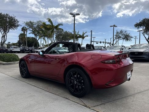 Certified 2022 MAZDA MX-5 Miata Club w/ Weather Package image 27