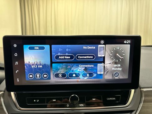 New 2025 Nissan Altima 2.5 SV image 17