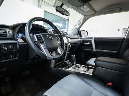 Certified 2019 Toyota 4Runner SR5 Premium image 12