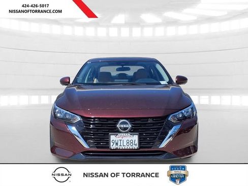 Certified 2025 Nissan Sentra SV w/ SV Premium Package FWD image 2