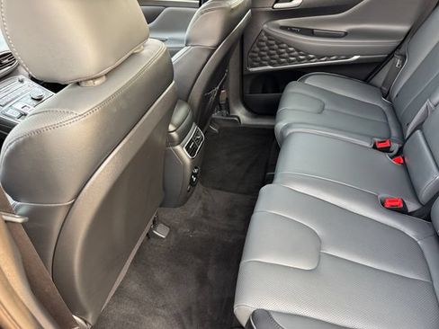 Used 2023 Hyundai Santa Fe Limited AWD/4WD image 17