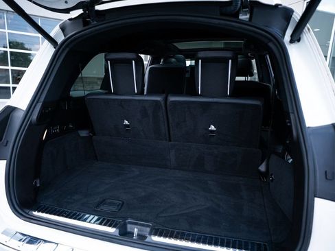 Used 2023 Mercedes-Benz GLS 450 4MATIC image 49