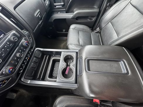 Used 2015 Chevrolet Silverado 2500 LTZ AWD/4WD image 19