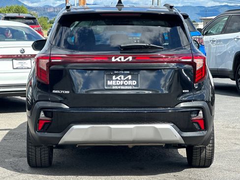 Used 2024 Kia Seltos S AWD/4WD image 5