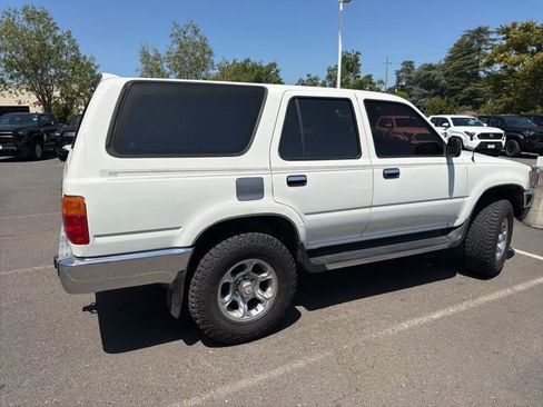 Used 1995 Toyota 4Runner SR5 RWD image 8