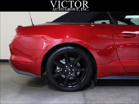 Used 2020 Ford Mustang GT Premium w/ Carbon Sport Interior Package RWD image 15