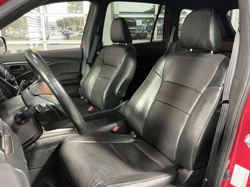 Used 2023 Honda Passport EX-L image 14