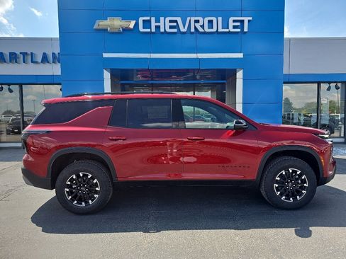 New 2026 Chevrolet Traverse Z71 AWD/4WD image 2