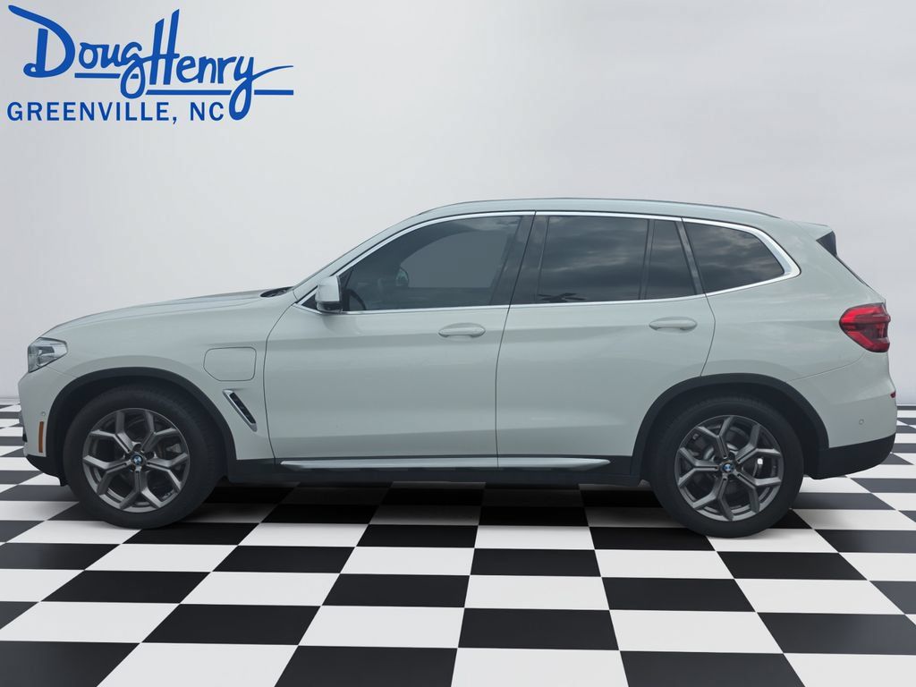 Used 2021 BMW X3 xDrive30e w/ Premium Package AWD/4WD image 2