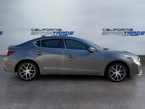 Used 2020 Acura ILX FWD image 4