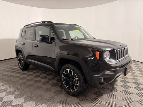 Certified 2023 Jeep Renegade Latitude image 1
