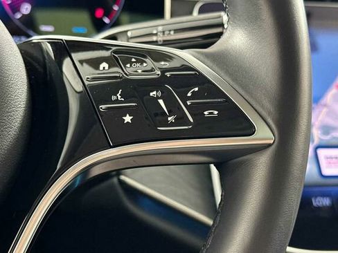 Certified 2025 Mercedes-Benz E 350 White image 28